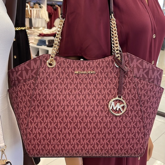 MICHAEL KORS 
Jet Set Travel Large Signature Chain Shoulder Tote Bag
Oxblood
NWT - Picture 16 of 16